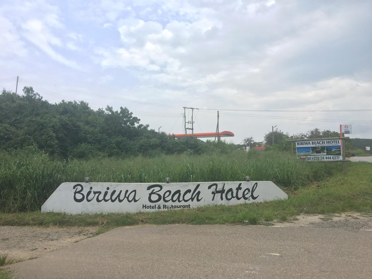 Biriwa Beach Hotel エクステリア 写真